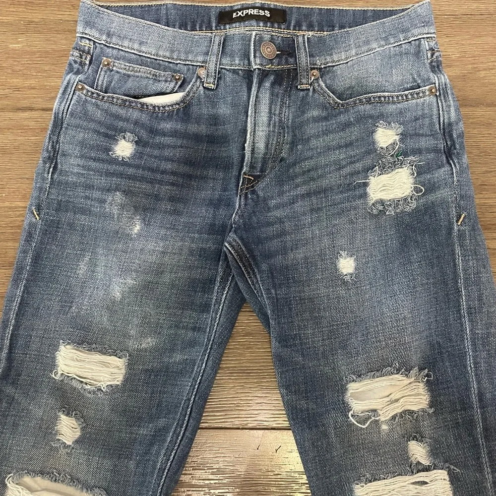 Express Jeans Mens 30x30 Slim Straight Distressed Ripped Blue Soft Cotton Denim